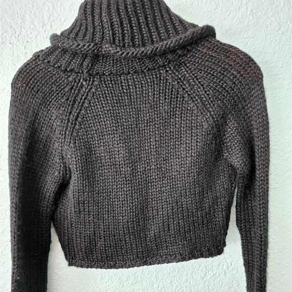 The Limited alpaca and wool blend cropped cardigan sweater - Picture 5 of 10